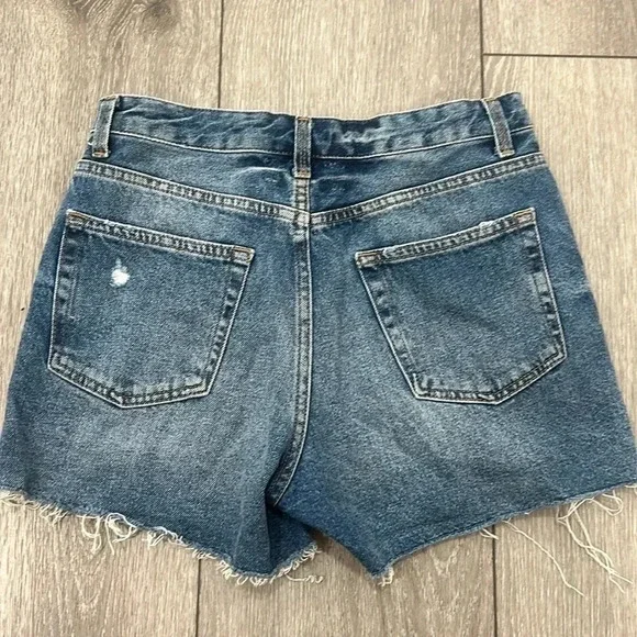 Topshop Moto high waisted denim cutoff shorts - Picture 6 of 9